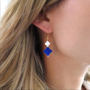 Lapis lazuli and mother of pearl earrings